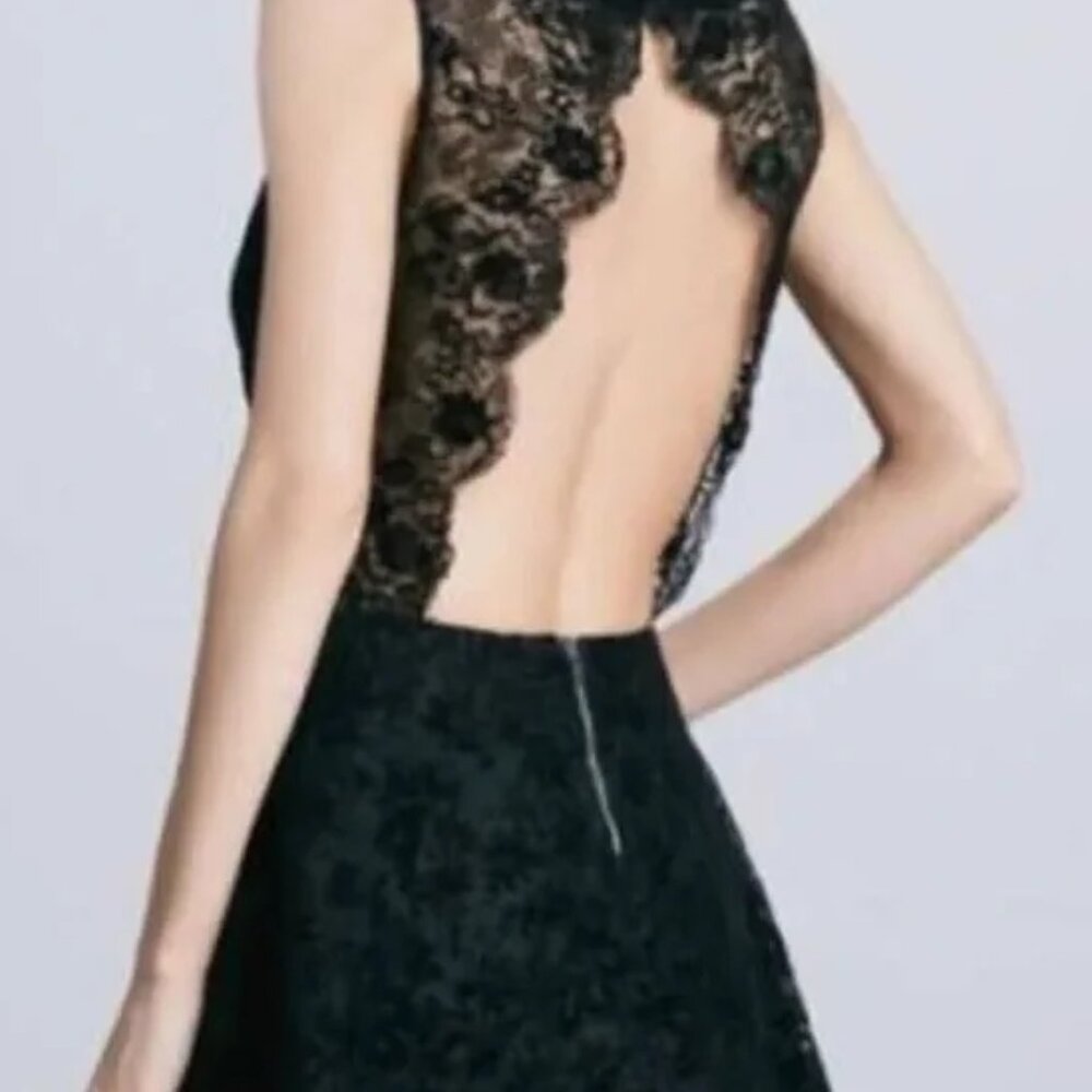 Alice + Olivia Black Natalia Scalloped Dress (size 2 black) - Picture 3 of 8